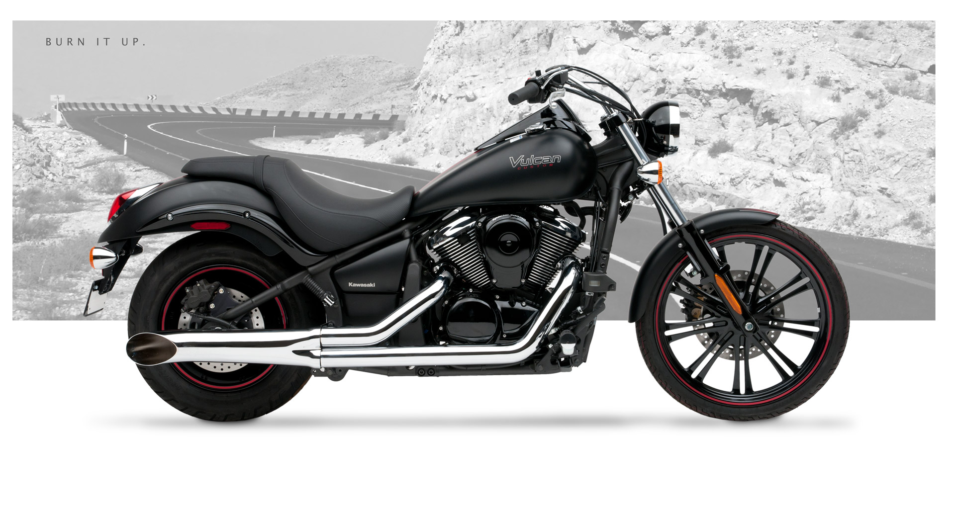 Kawasaki Vulcan 900 Custom Motorcycle Exhaust Black Ceramic | Hard-Krome